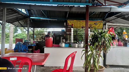 Warung Sarapan Tepi Kolam Warung Sarapan Tepi Kolam