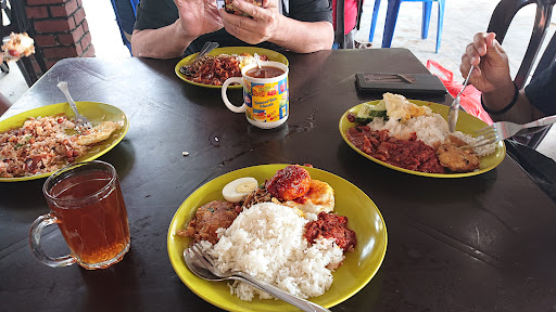 Nasi Lemak Sotong Lereh Nasi Lemak Sotong Lereh