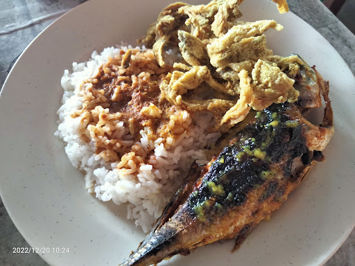 Kak Bee Kedai Makan Bintong