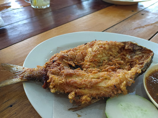 Aiman Aina Cafe