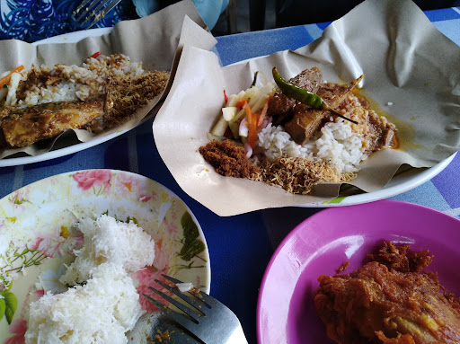 Nasi Dagang Warisan Kak Ju Nasi Dagang Warisan Kak Ju